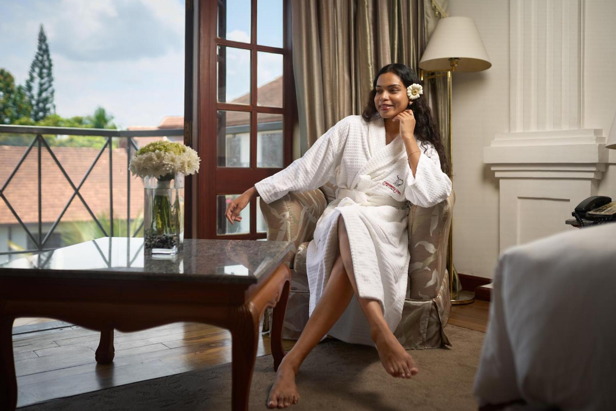 Mahaweli Reach Hotel Kandy Dış mekan fotoğraf