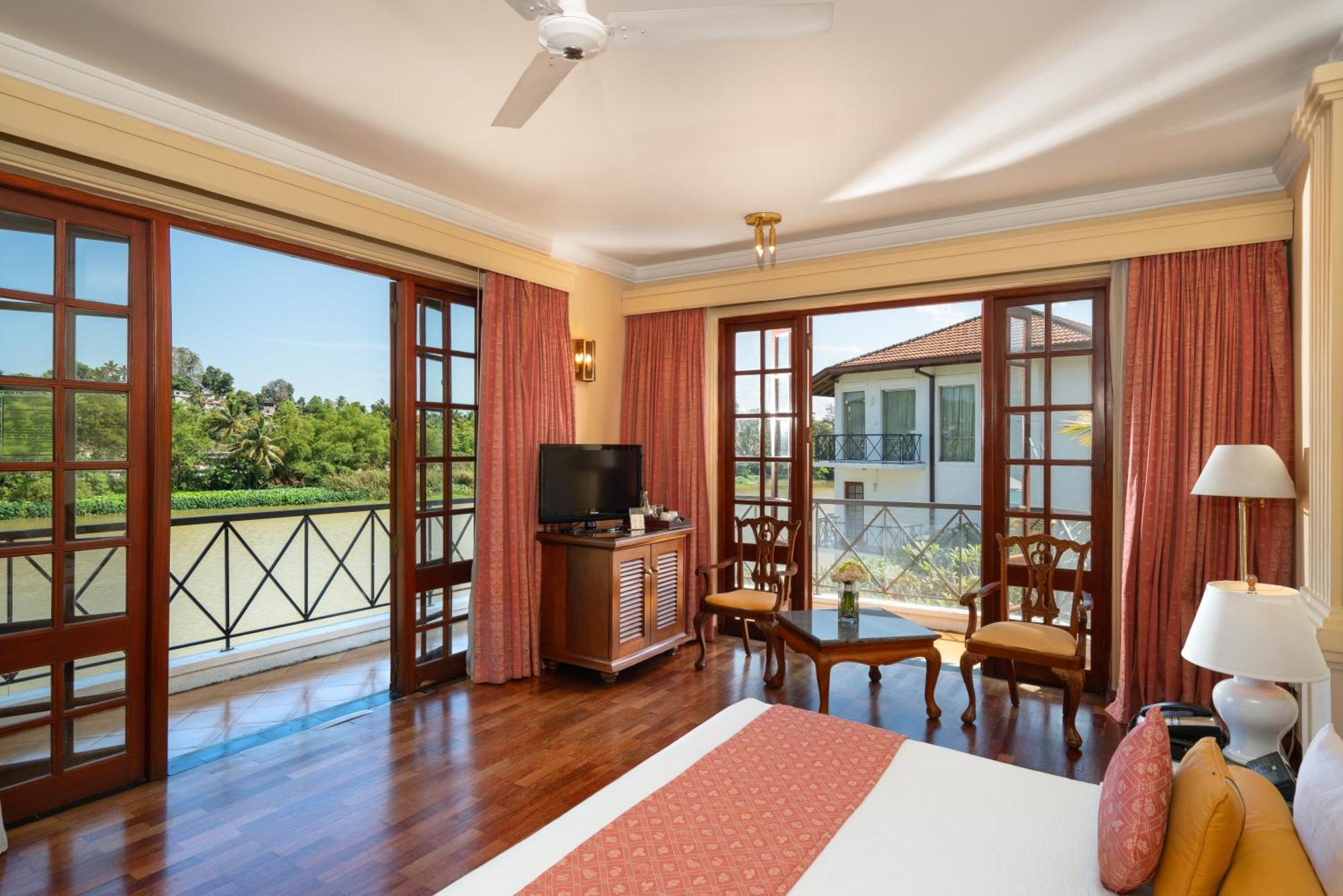 Mahaweli Reach Hotel Kandy Dış mekan fotoğraf